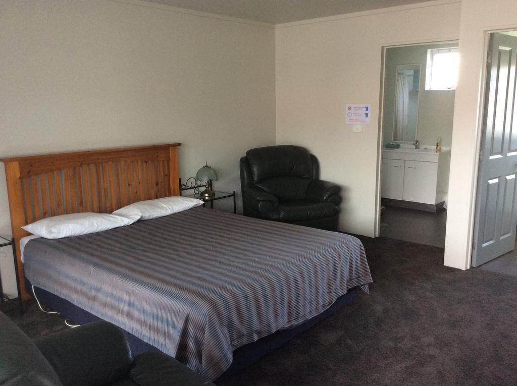 Charlton Motel Gore Rum bild