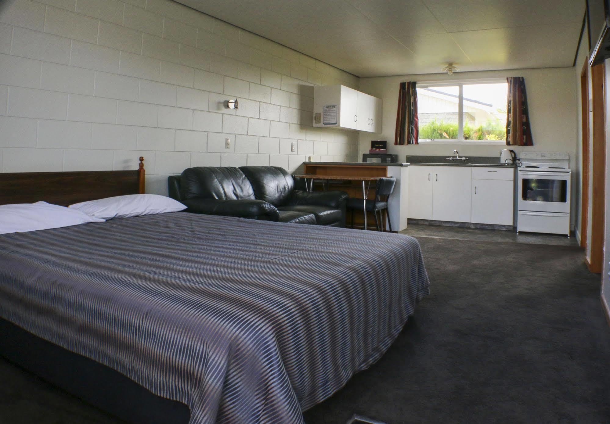 Charlton Motel Gore Exteriör bild